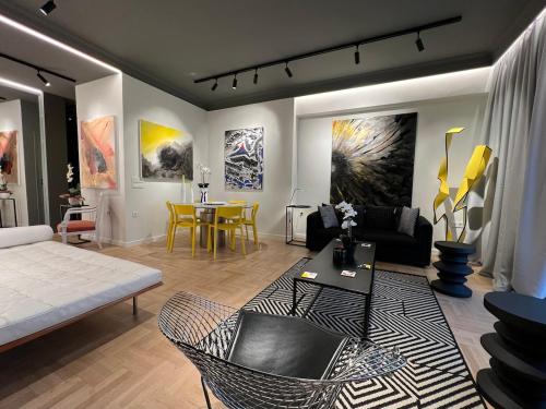 Art Gallery Apartment
