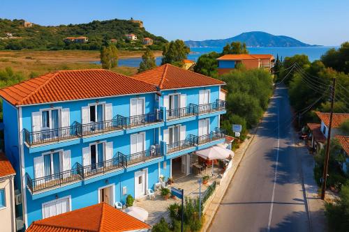 Blue Lake Holiday Homes - Keri Summer Escape