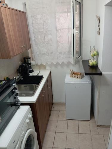Dapur atau dapur kecil di Alice apartment 2