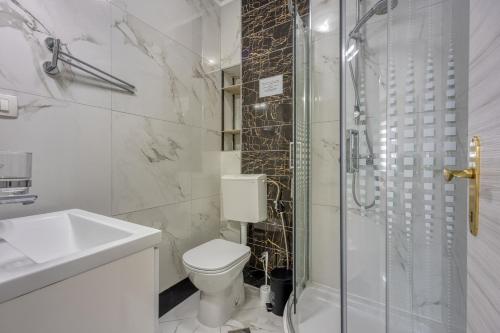 Un baño de Stipe Rooms