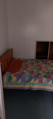 Ένα ή περισσότερα κρεβάτια σε δωμάτιο στο Dam estate