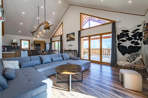 220m apartment with terrace for 14 people