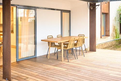 NM Suites by Escampa Hotelsにあるパティオまたは屋外エリア