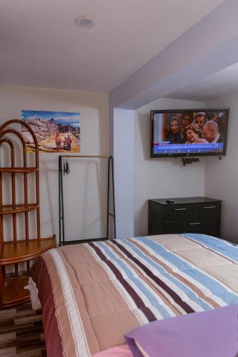 Cama o camas de una habitación en TRANSFER VIP HOSTEL