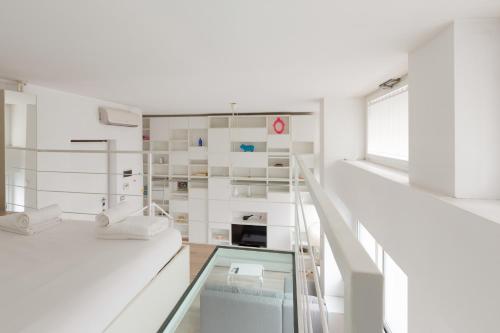 GuestHost - Milano Cosy Studio on 2 levels!