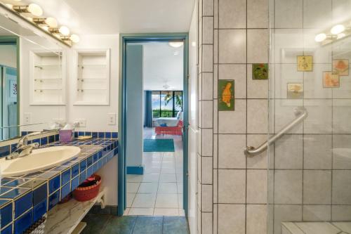 Ένα μπάνιο στο Big Island Kona Pacific E632 by Coldwell Banker Island Vacations
