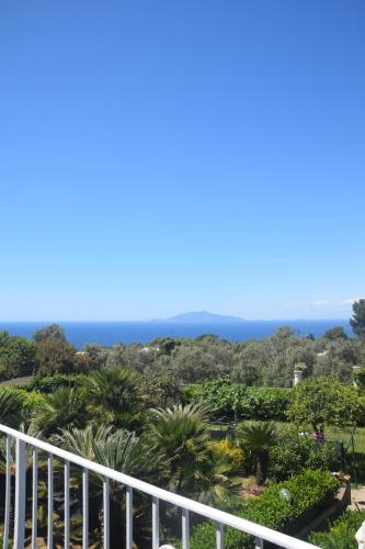 Gallery image of villa damecuta B&B in Anacapri