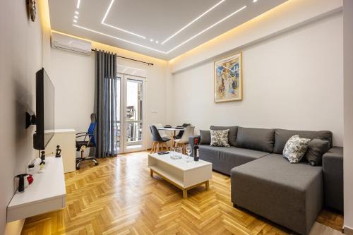 Artemis Modern Apartment II