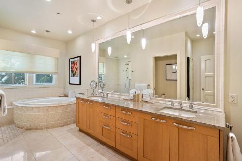 Hoolei 55-3 by Coldwell Banker Island Vacations photo 3