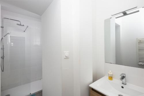 Ένα μπάνιο στο Le Camfrout