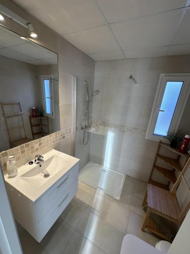 Koupelna v ubytování La Carabela, Elcano