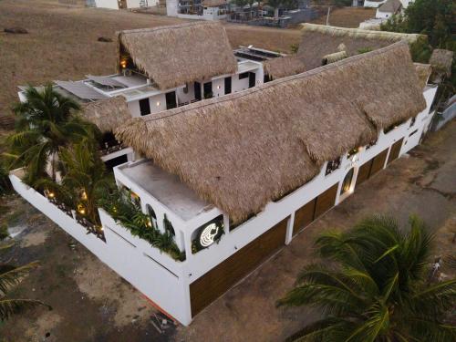 Selanna Full Accommodation for 26 people