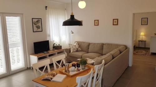 CASA ALBA Charming and Spacious holiday home