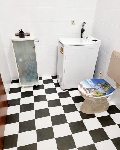 Φωτογραφία από το άλμπουμ του Schonach 2units, mountain-Top in forest, free parking, new kitchen, renovated bathroom, high-speed internet σε Schonach