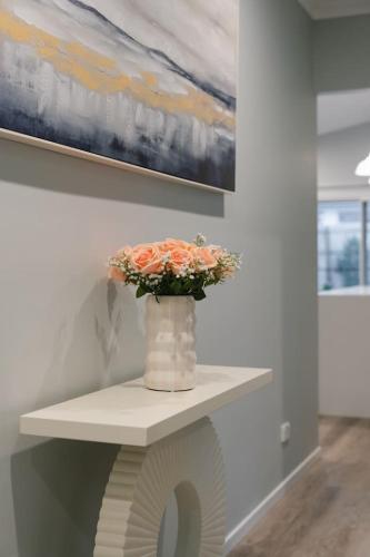 Φωτογραφία από το άλμπουμ του Modern 4BR Home Peaceful Logan Reserve Stay σε Buccan