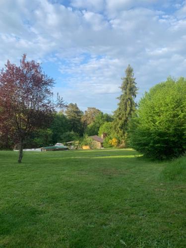 Zahrada ubytování Gîte l'Arbre de vie 24