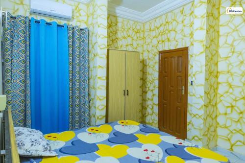 Postel nebo postele na pokoji v ubytování Comfortable urban apartment