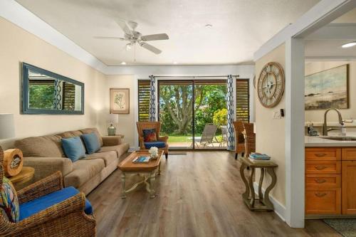 Imagen de la galería de Kauai Kiahuna Plantation #402 by Coldwell Banker Island Vacations, en Koloa