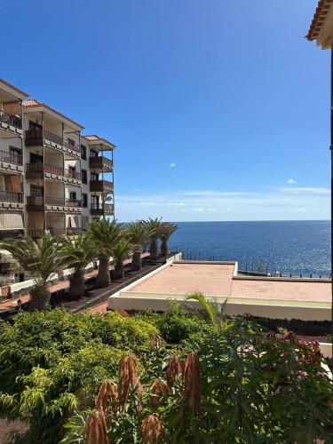 Balcon Del Mar- pool view