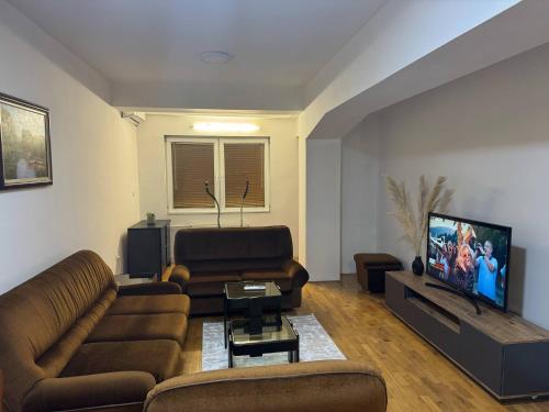VD Apartment 2 ,only 5 min from main Bus Station