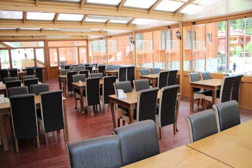 Restoran ili drugo mesto za obedovanje u objektu Akpinar Hotel
