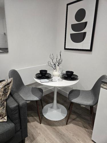 The Cosy Nest - Short Let in Salford photo 14