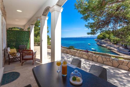 Apartments by the sea Cove Zastupac, Hvar - 8761