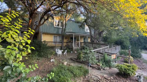 Jardín al aire libre en Bed and Breakfast on White Rock Creek