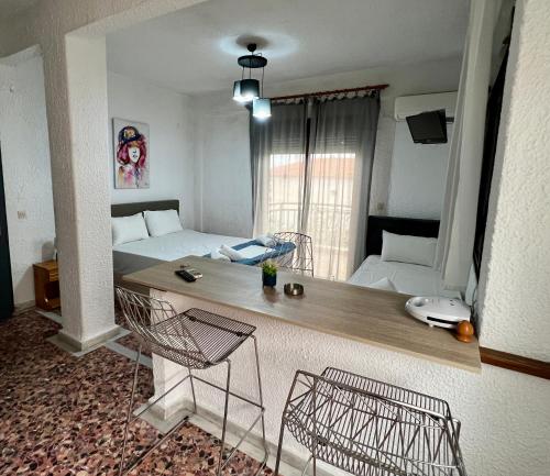 PELEKAN rooms and apartments Athina 34