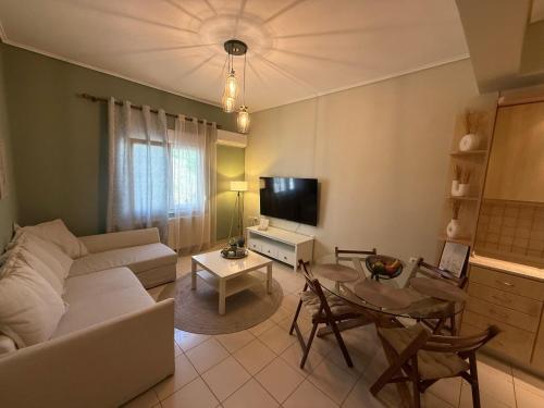 Chroma apartment