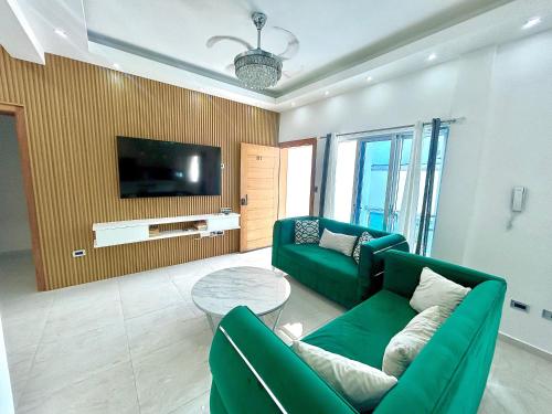 TV a/nebo společenská místnost v ubytování Elegante Apartamento A 100 mts la playa de los Minos RSJ