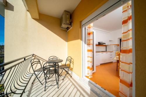 Μπαλκόνι ή βεράντα στο Apartmani Rajka Paparić