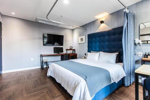 Gallery image of Brown Dot Tourist Hotel Busan New Port in Changwon
