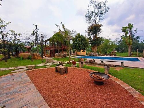 Bazén v ubytování Mộc Garden Villa - Private Villa With Swimming Pool nebo v jeho okolí