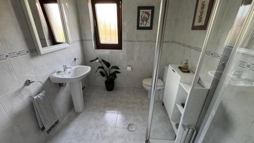 Ένα μπάνιο στο Casa Raquel