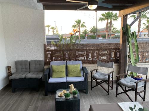 Χώρος καθιστικού στο Riumar Nature 38 , piscina , aire acondicionado , barbacoa y pàrquing Privado