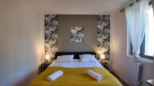 Postel nebo postele na pokoji v ubytování Elégant Appartement T3 - 2 CHAMBRES - Netflix - Terrasse