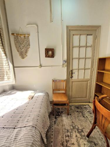 Postel nebo postele na pokoji v ubytování Arab Boutique I Alexandria I Downtown