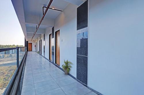 Gallery image of Hotel O Krishna Palace in Surat