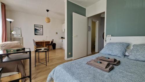 Studio spacieux et intimiste Lyon 8 avec Parking Fibre Tram T4