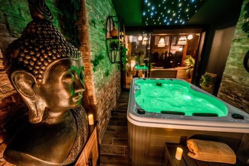 Suite Prestige - Jacuzzi - Luxe - Rooftop photo 13