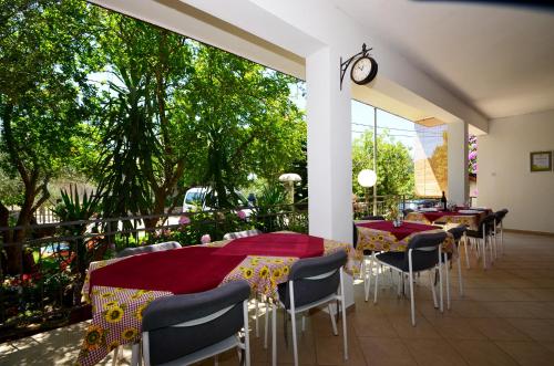 Gallery image of Guest House Tinka in Starigrad-Paklenica