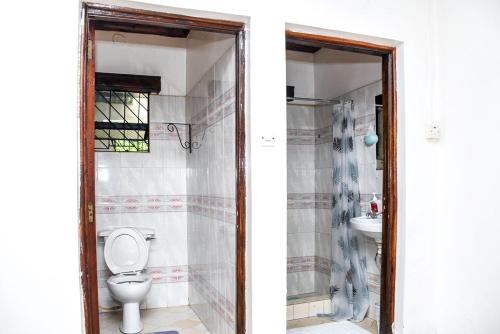 Ένα μπάνιο στο Nest Luxe - Milimani, Kitale Private Home