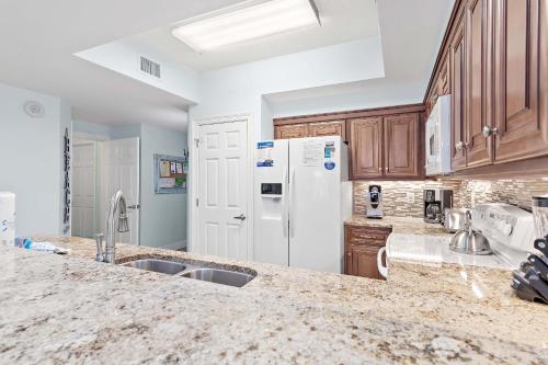 Dapur atau dapur kecil di Ariel Dunes II 101