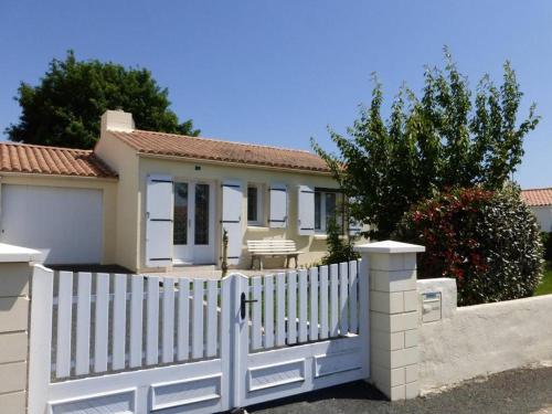 Maison 3 pièces, 5 couchages à Landevieille, terrasse, Wi-Fi - FR-1-224A-8