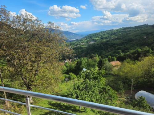 Φυσικό τοπίο κοντά σε αυτή η παραθεριστική κατοικία