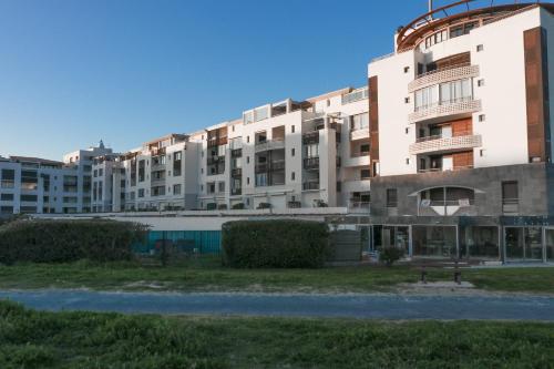 Marelia by POM, pkg, logia
