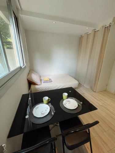 Charmant studio près de l'aéroport & parking