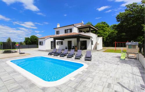 Gorgeous Home In Labin With Kitchen