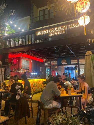 Hosté ubytování Hoi An Ancient Town Hostel & Bar